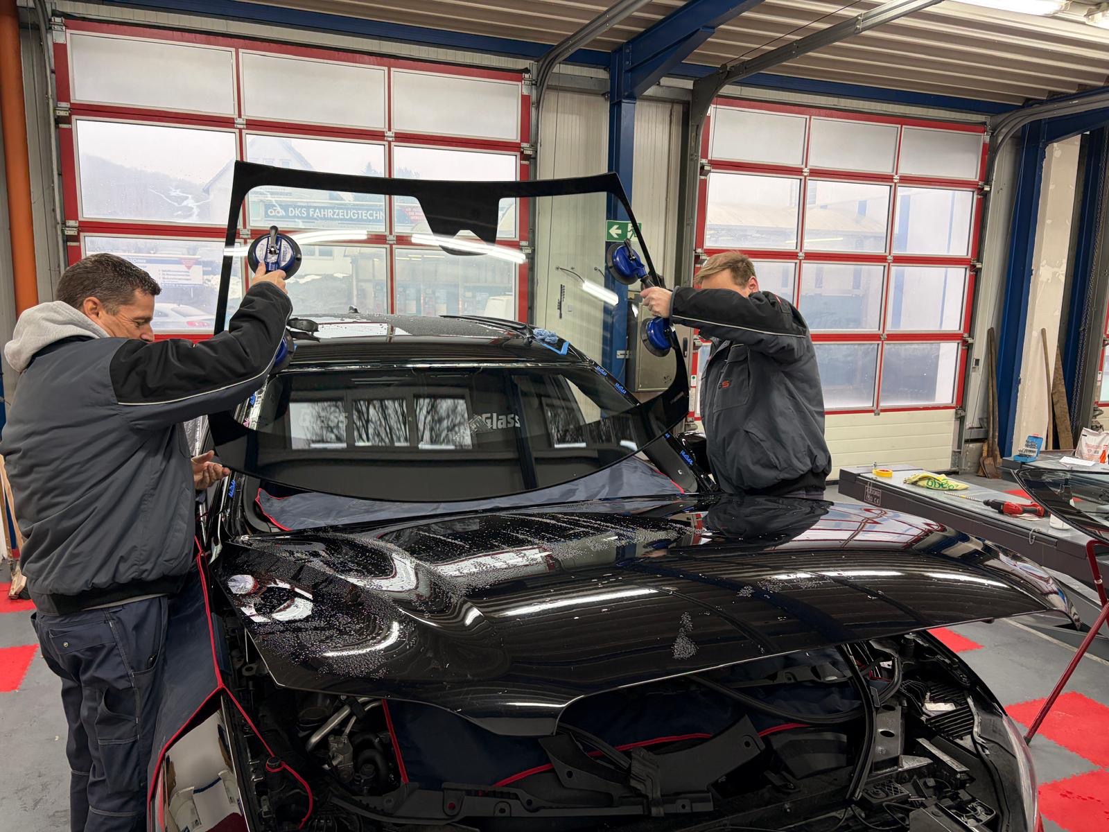 3d24c277 b19d 4e7a a4bd d722ae197f82 Julian Lang