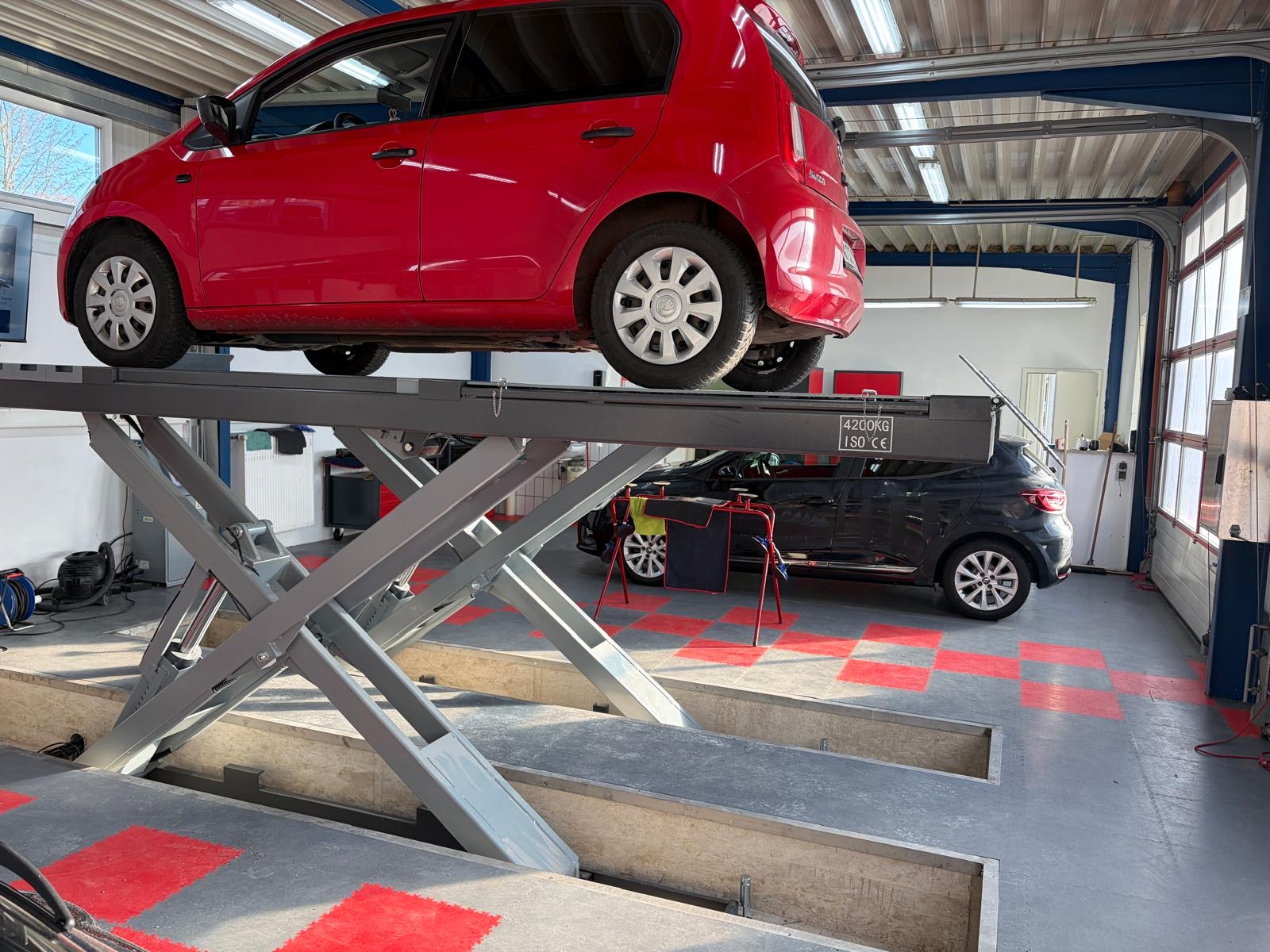 eee14142 1ba7 48b8 ac46 0fc74a750cbc Julian Lang